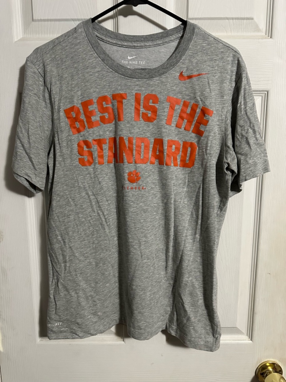 Nike Clemson Tigers Short-Sleeve Tee with Orange 'Best Is The Standard' Graphic